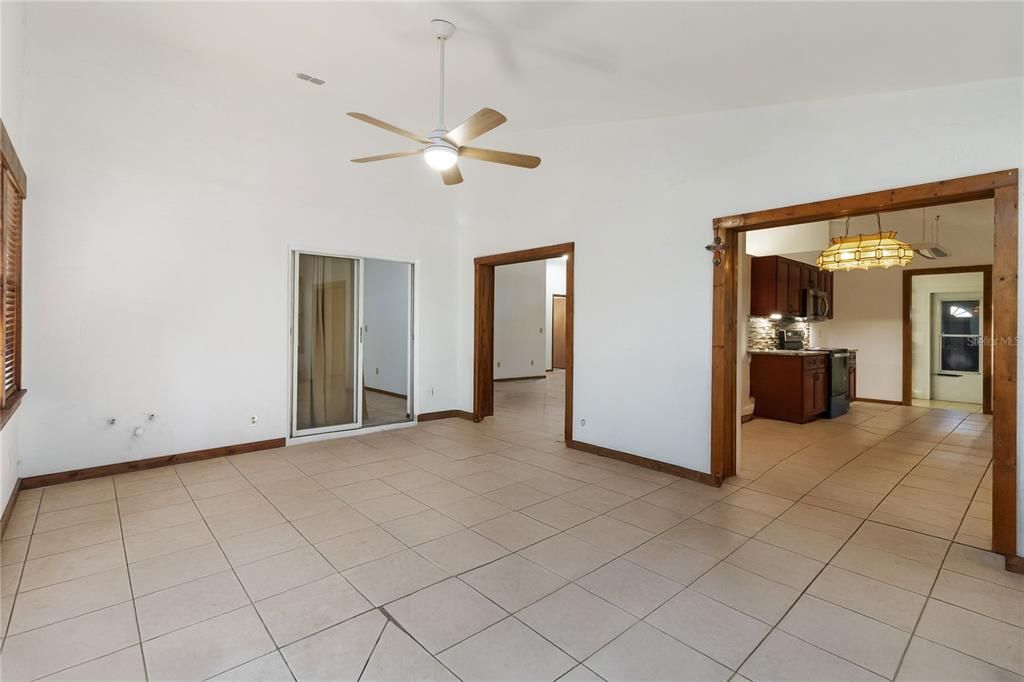 For Sale: $340,000 (3 beds, 2 baths, 1342 Square Feet)