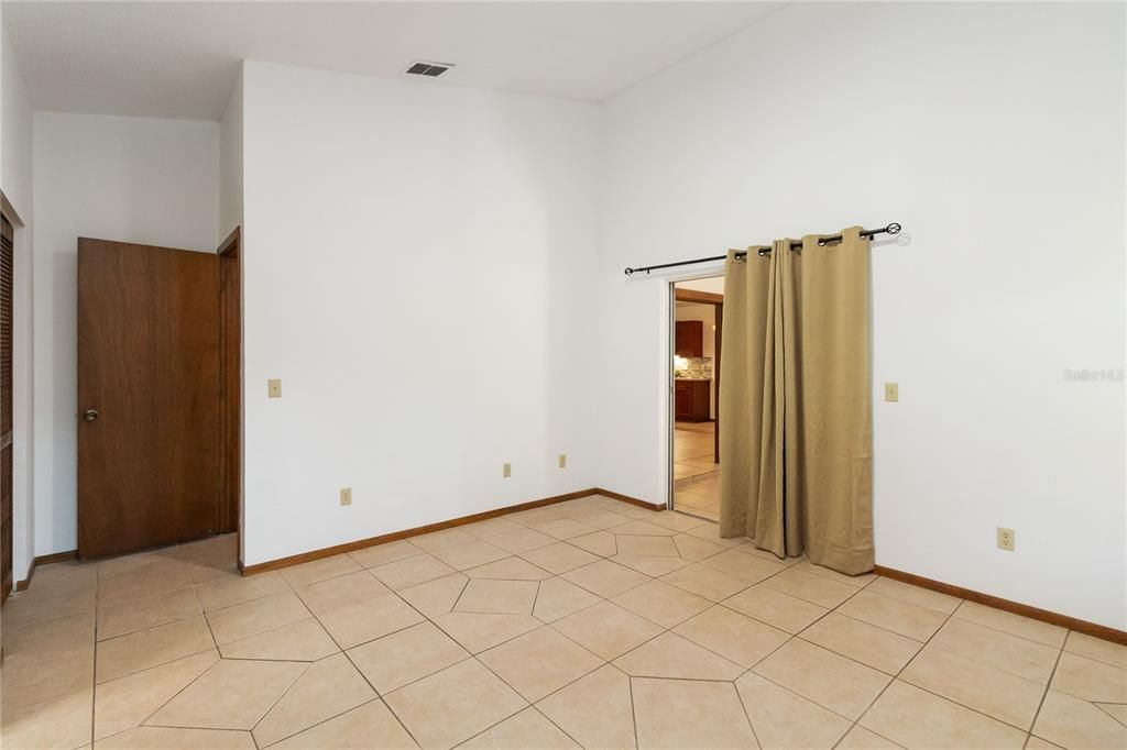 For Sale: $340,000 (3 beds, 2 baths, 1342 Square Feet)