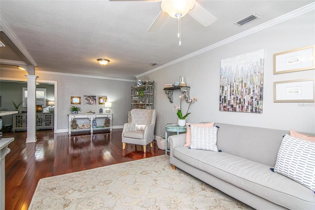 For Sale: $875,000 (3 beds, 2 baths, 1705 Square Feet)