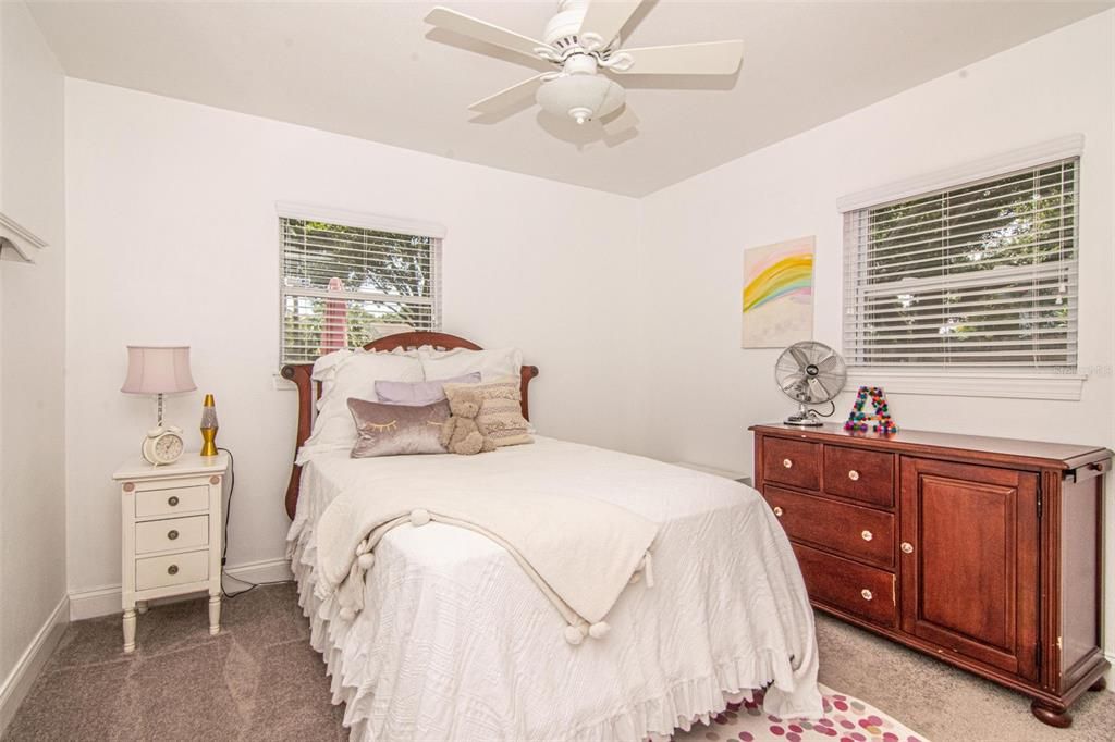 For Sale: $875,000 (3 beds, 2 baths, 1705 Square Feet)