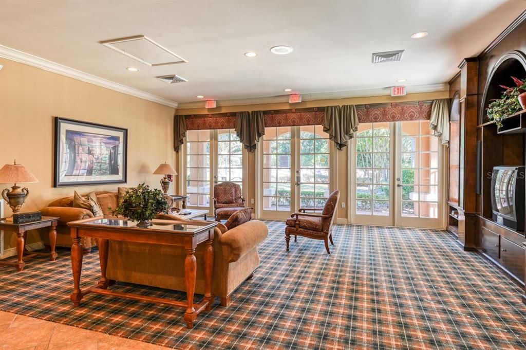 For Sale: $199,000 (2 beds, 2 baths, 1131 Square Feet)