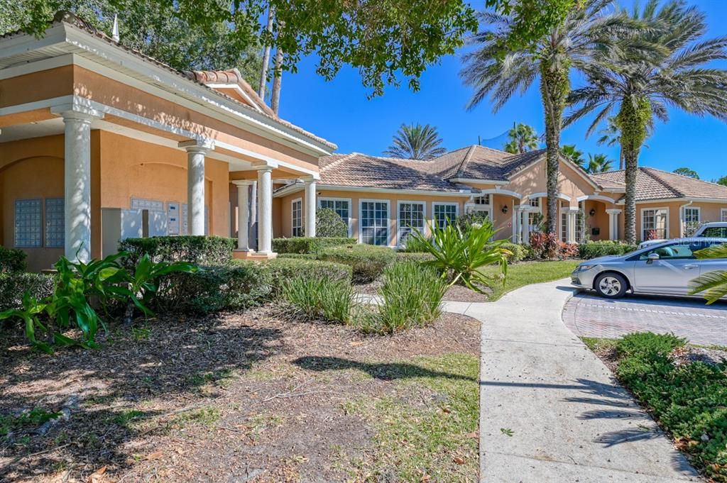 For Sale: $199,000 (2 beds, 2 baths, 1131 Square Feet)