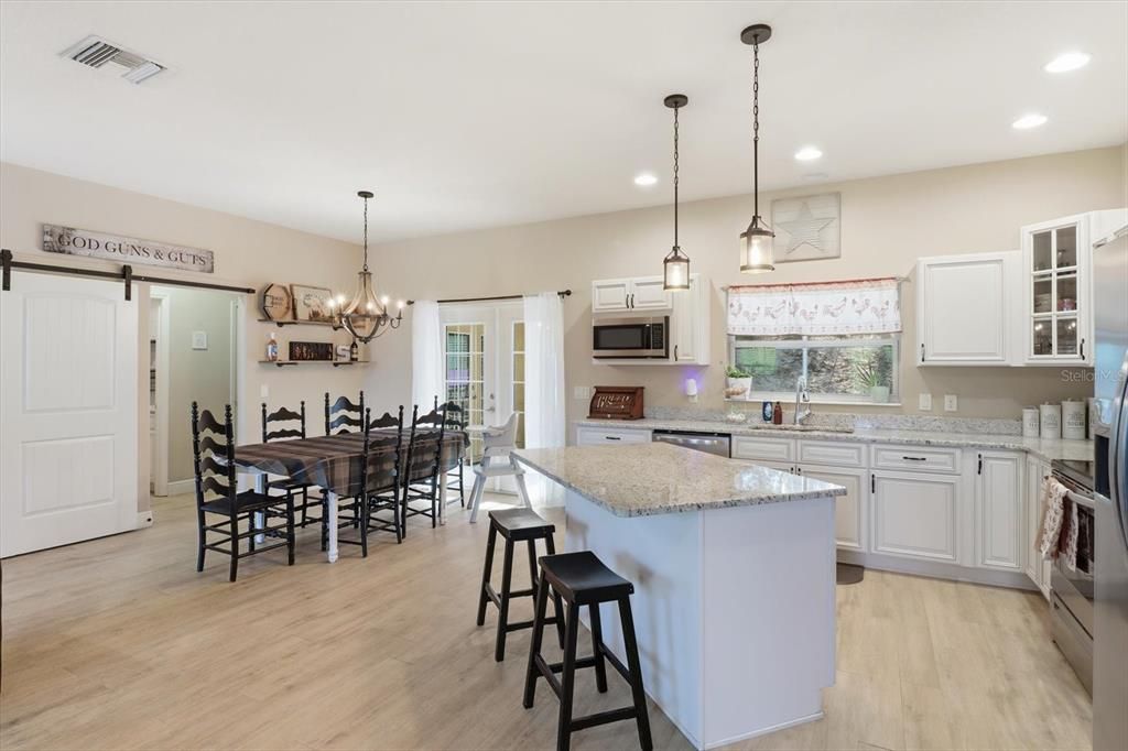 En Venta: $289,750 (3 camas, 2 baños, 1628 Pies cuadrados)