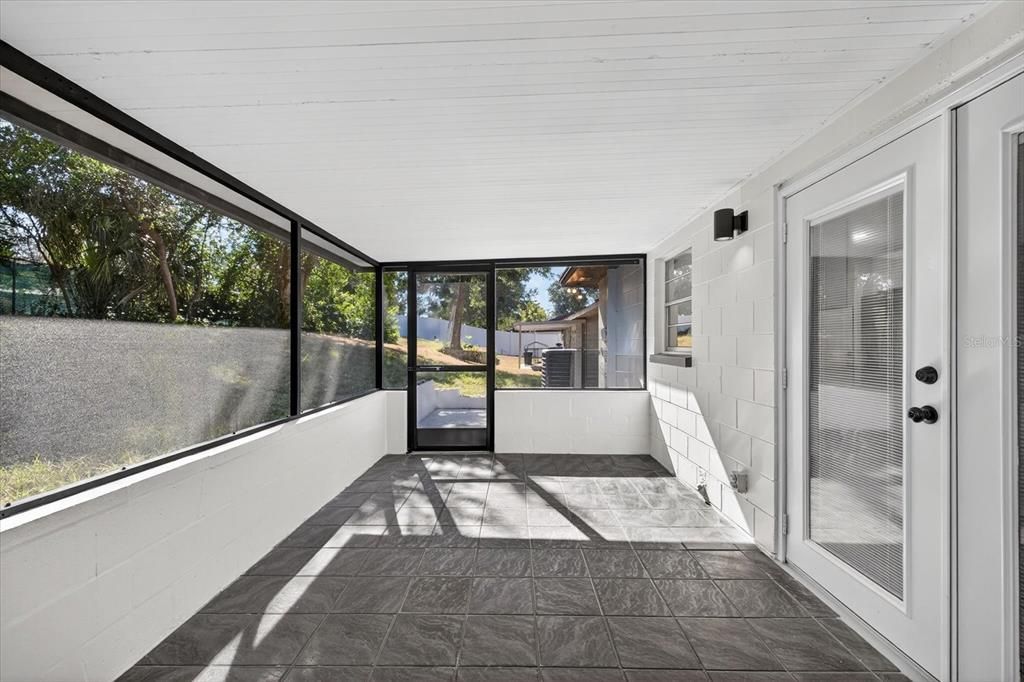 En Venta: $350,000 (3 camas, 2 baños, 1141 Pies cuadrados)