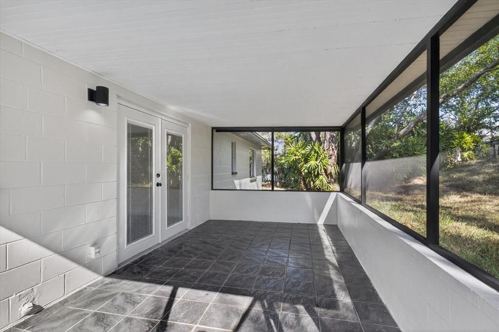 En Venta: $350,000 (3 camas, 2 baños, 1141 Pies cuadrados)