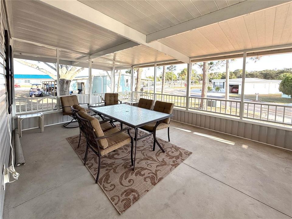 For Sale: $237,000 (2 beds, 2 baths, 1400 Square Feet)