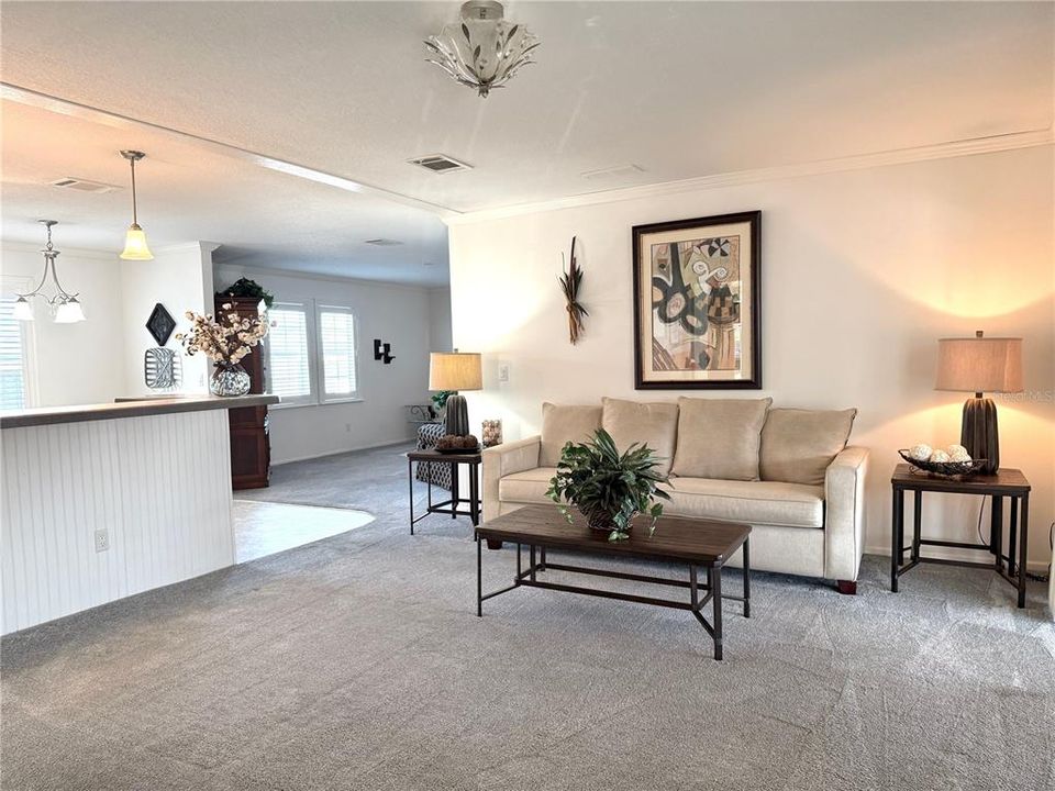 For Sale: $237,000 (2 beds, 2 baths, 1400 Square Feet)