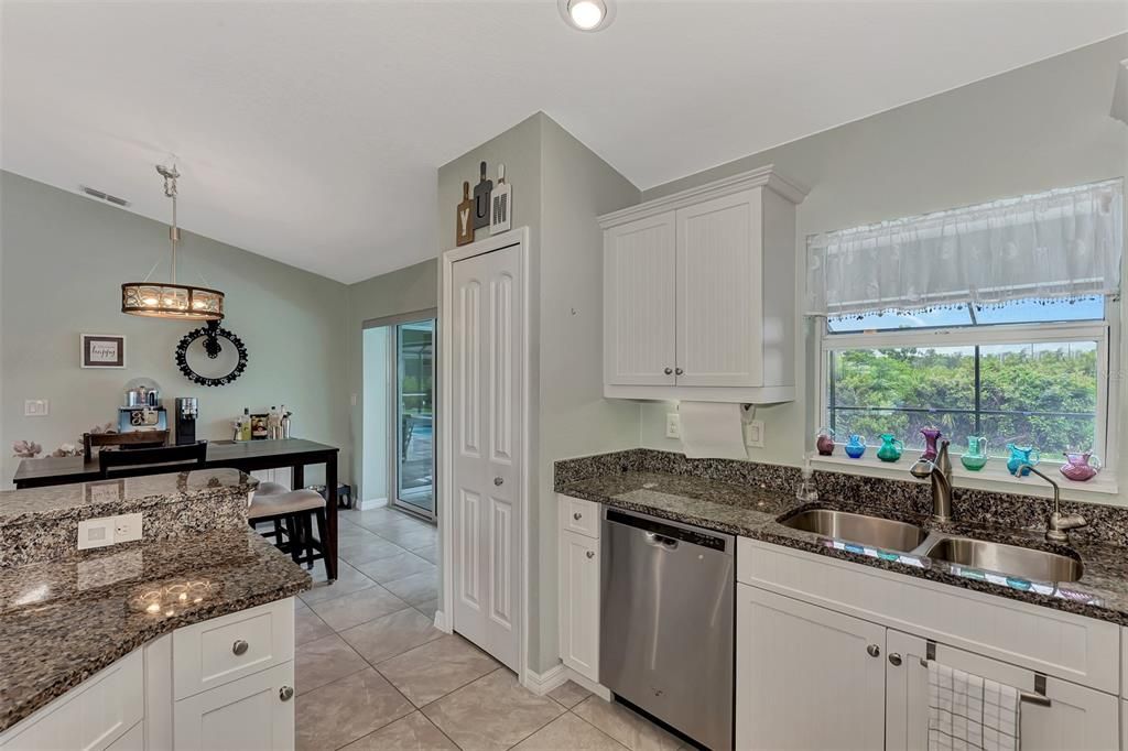 На продажу: $490,000 (3 спален, 2 ванн, 1622 Квадратных фут)