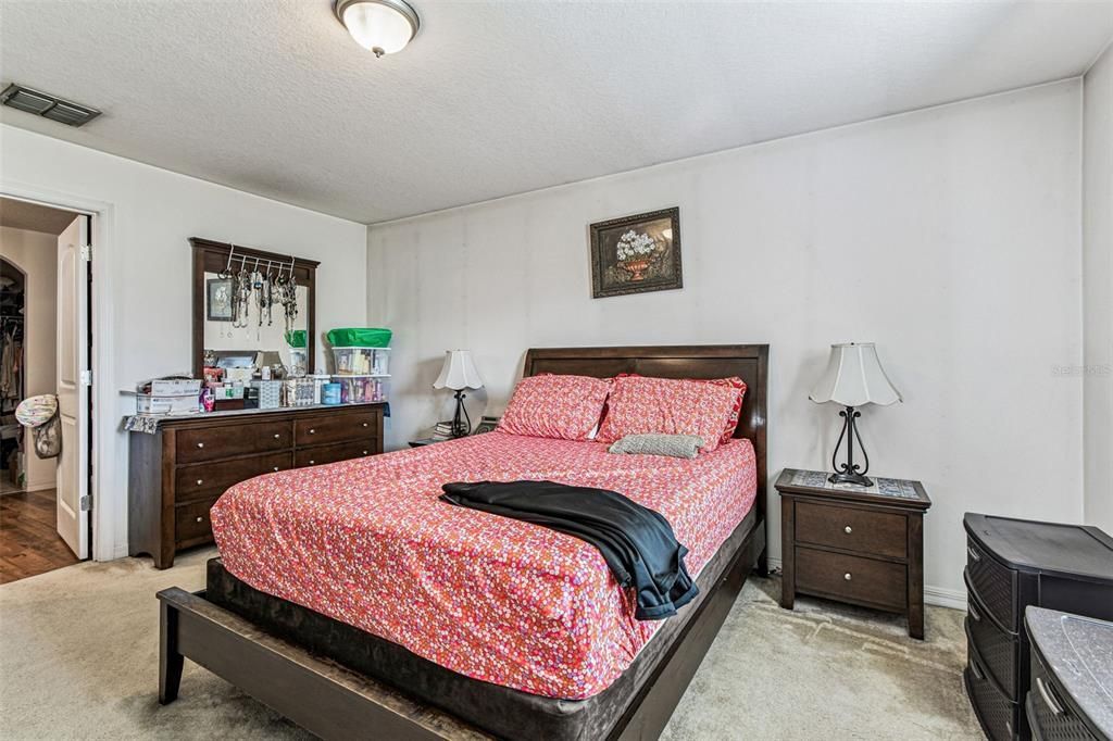 待售: $299,000 (3 贝兹, 2 浴室, 1613 平方英尺)