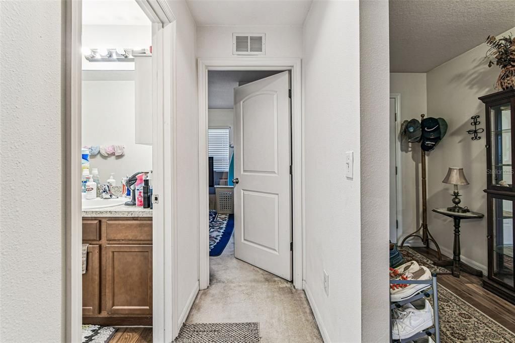 待售: $299,000 (3 贝兹, 2 浴室, 1613 平方英尺)