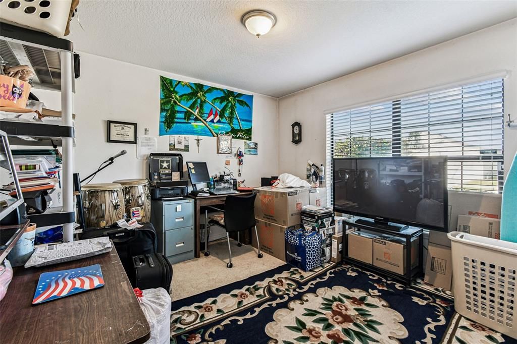 待售: $299,000 (3 贝兹, 2 浴室, 1613 平方英尺)