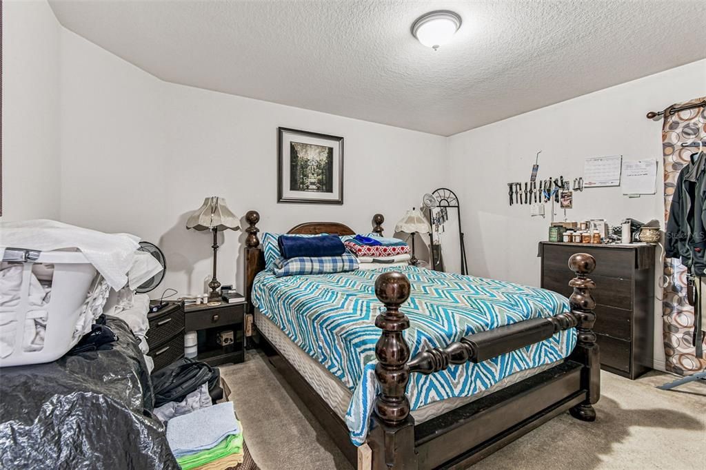 待售: $299,000 (3 贝兹, 2 浴室, 1613 平方英尺)