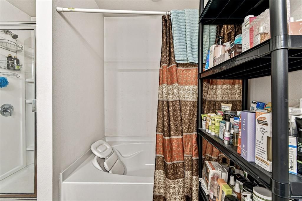 待售: $299,000 (3 贝兹, 2 浴室, 1613 平方英尺)