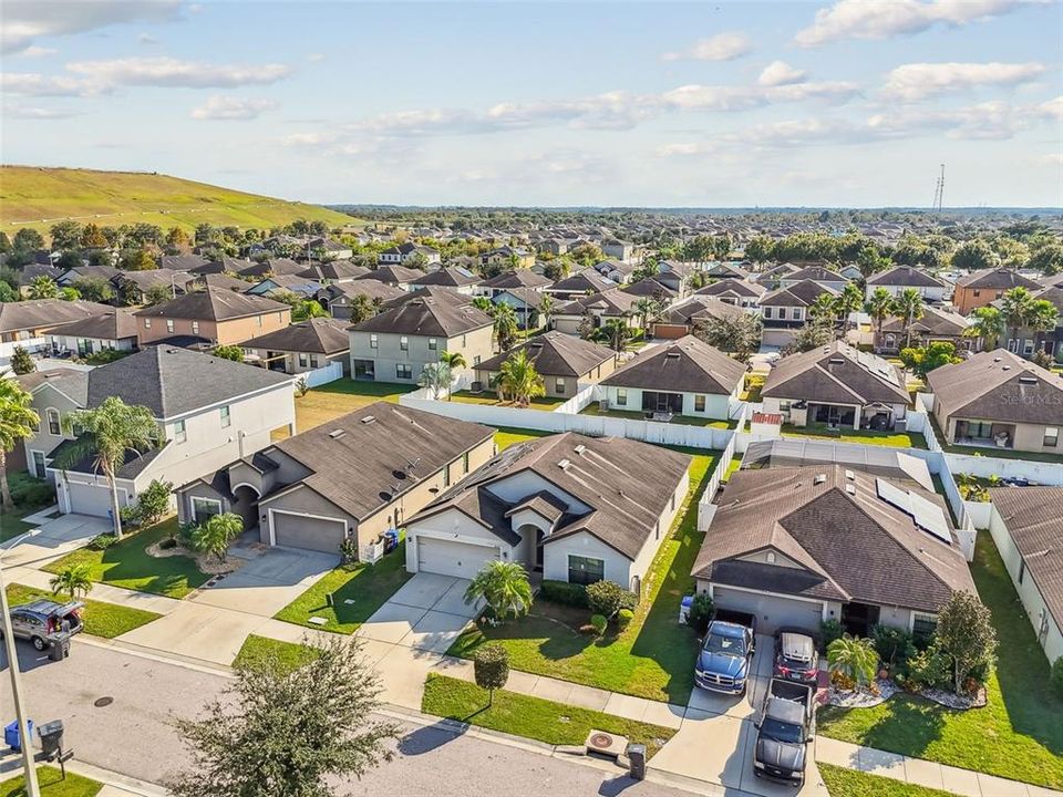 待售: $299,000 (3 贝兹, 2 浴室, 1613 平方英尺)