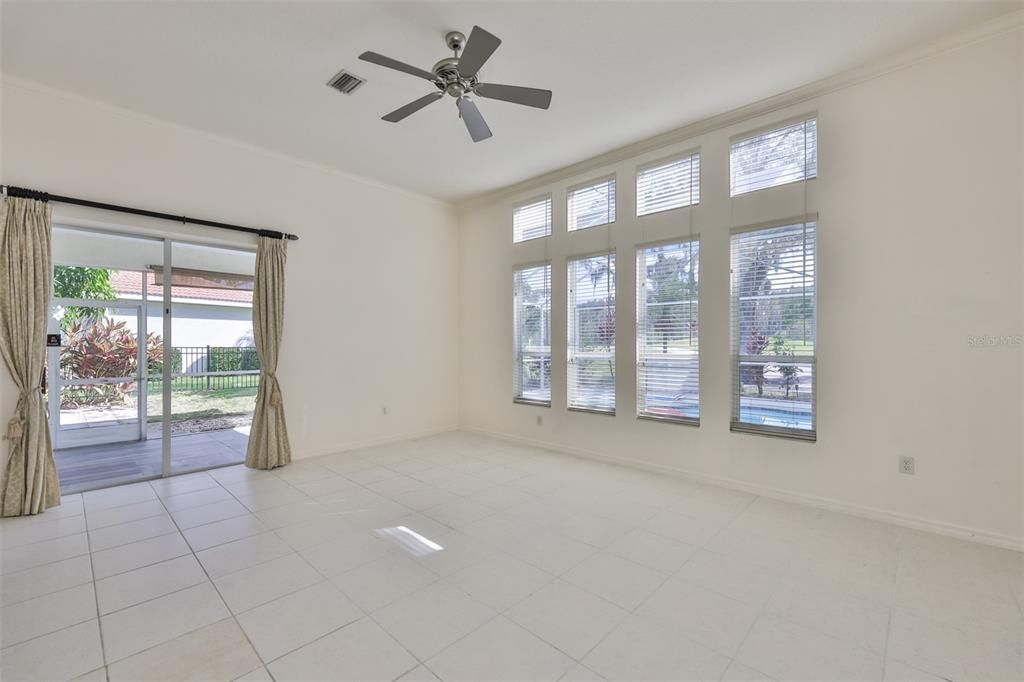 В аренду: $2,800 (4 спален, 2 ванн, 2030 Квадратных фут)