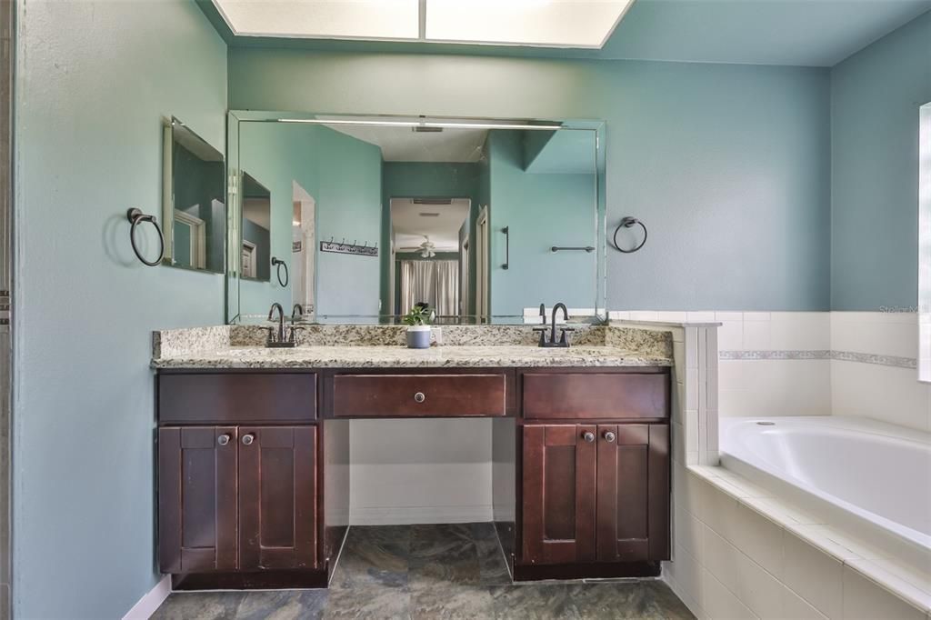 В аренду: $2,800 (4 спален, 2 ванн, 2030 Квадратных фут)