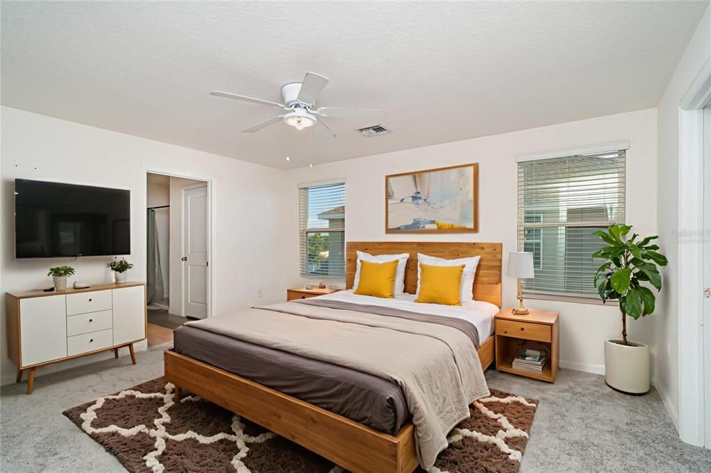 En Venta: $435,000 (4 camas, 2 baños, 2316 Pies cuadrados)