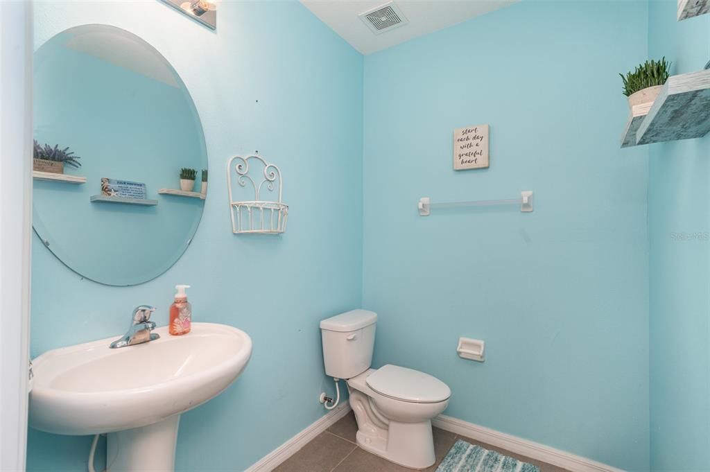 En Venta: $435,000 (4 camas, 2 baños, 2316 Pies cuadrados)