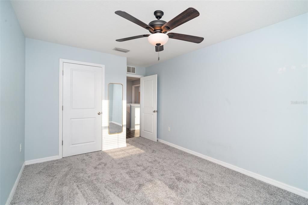 En Venta: $435,000 (4 camas, 2 baños, 2316 Pies cuadrados)