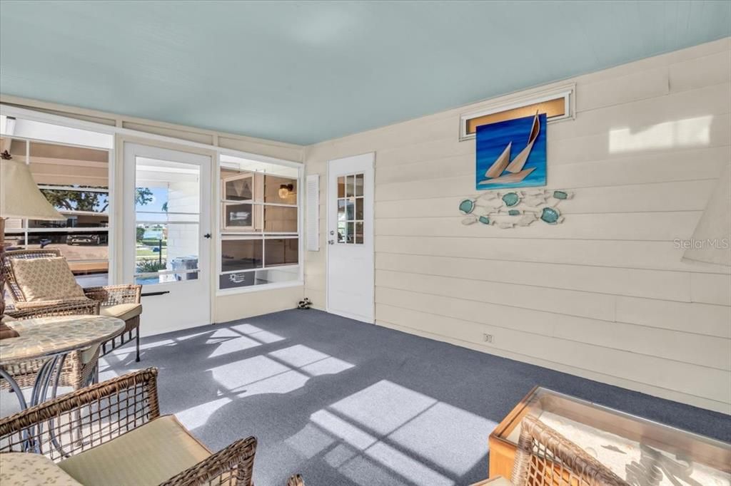 На продажу: $180,000 (2 спален, 2 ванн, 1260 Квадратных фут)