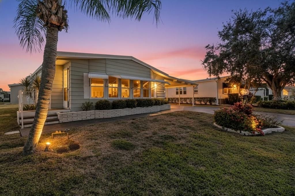 На продажу: $180,000 (2 спален, 2 ванн, 1260 Квадратных фут)