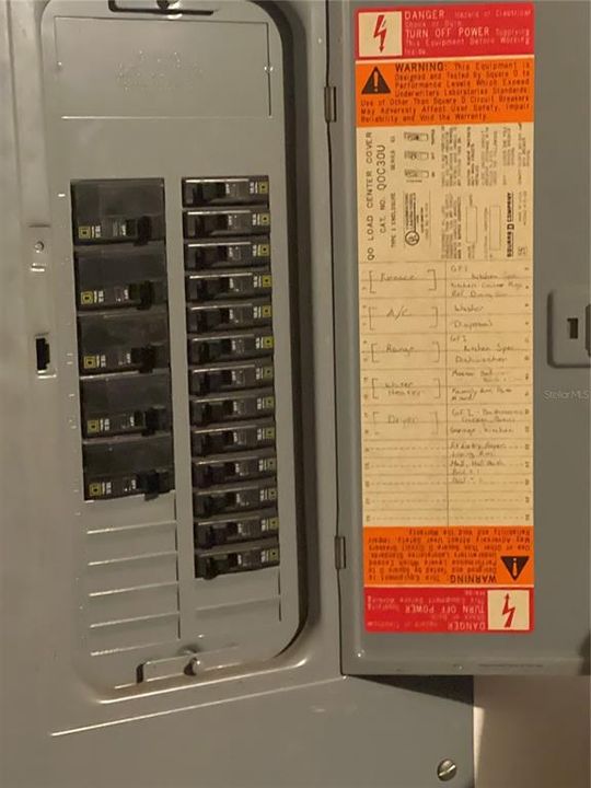 Active With Contract: $250,000 (3 beds, 2 baths, 1445 Square Feet)