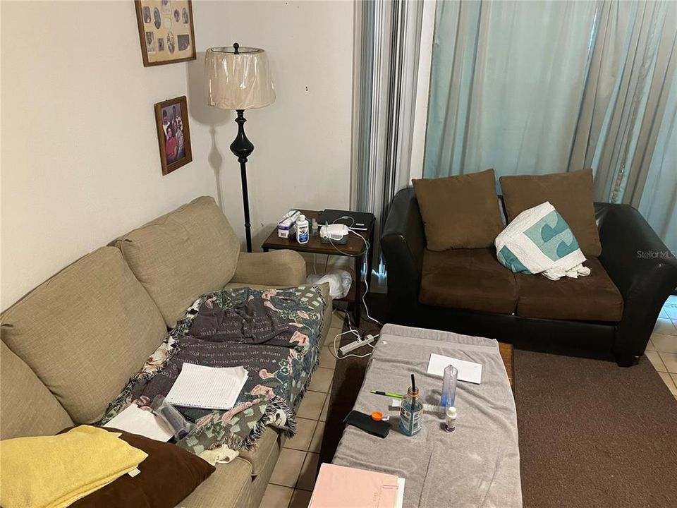 Active With Contract: $250,000 (3 beds, 2 baths, 1445 Square Feet)