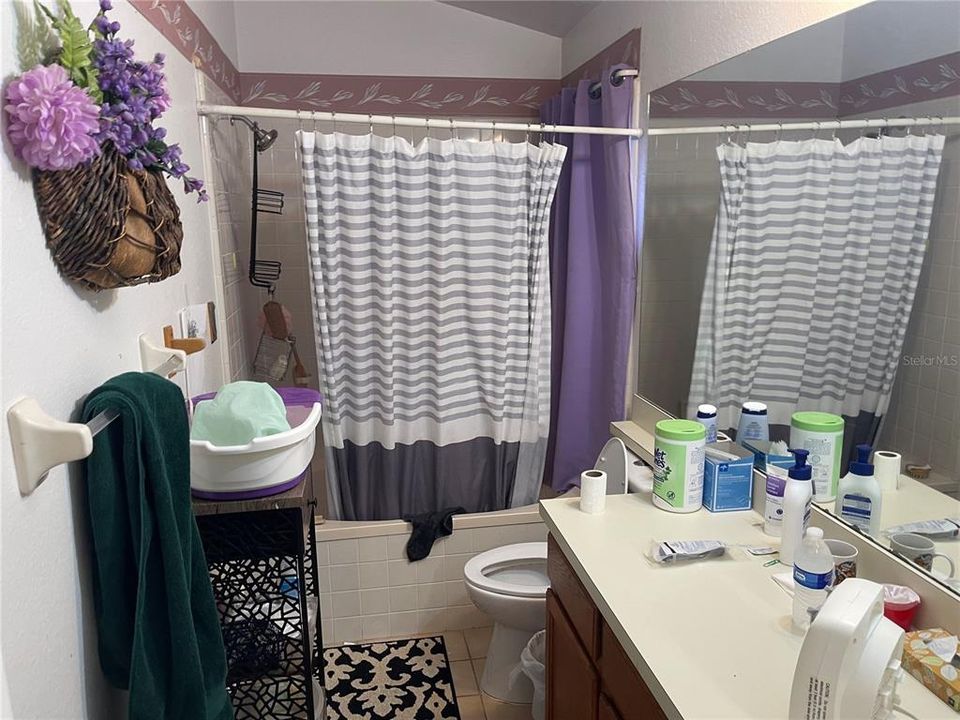 Active With Contract: $250,000 (3 beds, 2 baths, 1445 Square Feet)