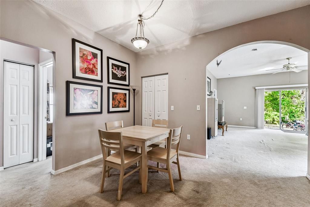 En Venta: $439,000 (3 camas, 2 baños, 1480 Pies cuadrados)