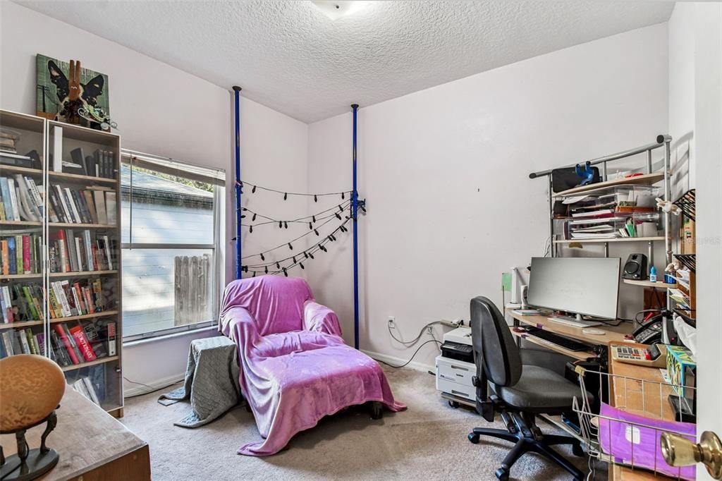 En Venta: $439,000 (3 camas, 2 baños, 1480 Pies cuadrados)