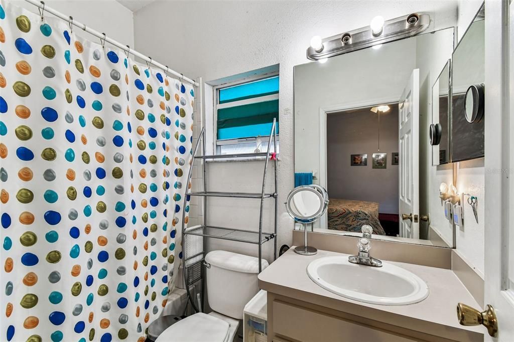 En Venta: $439,000 (3 camas, 2 baños, 1480 Pies cuadrados)