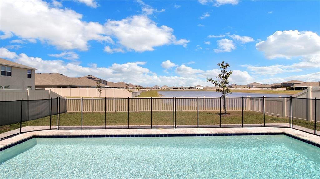 For Rent: $3,300 (5 beds, 3 baths, 2674 Square Feet)