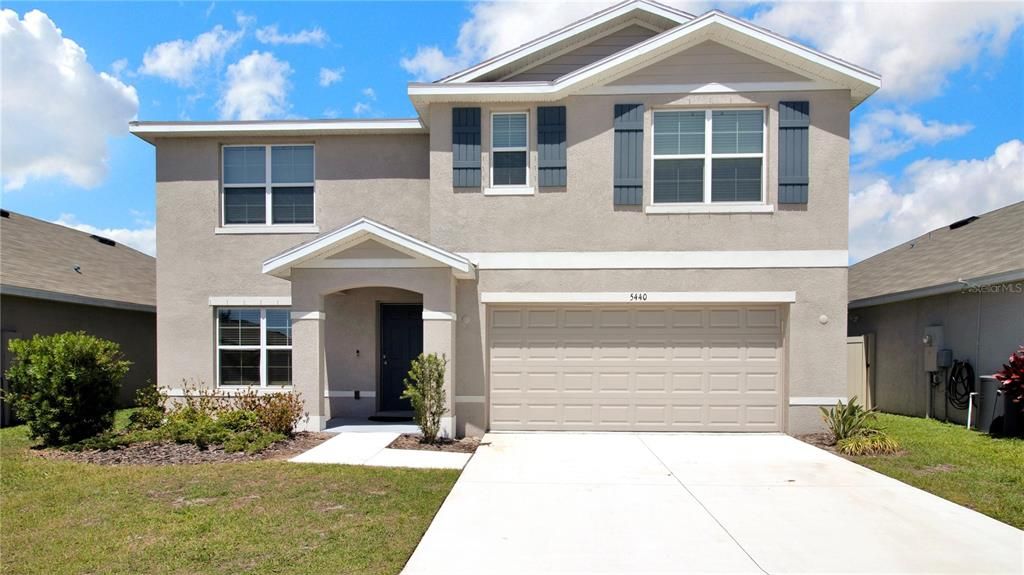 For Rent: $3,300 (5 beds, 3 baths, 2674 Square Feet)