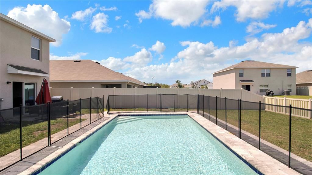 For Rent: $3,300 (5 beds, 3 baths, 2674 Square Feet)