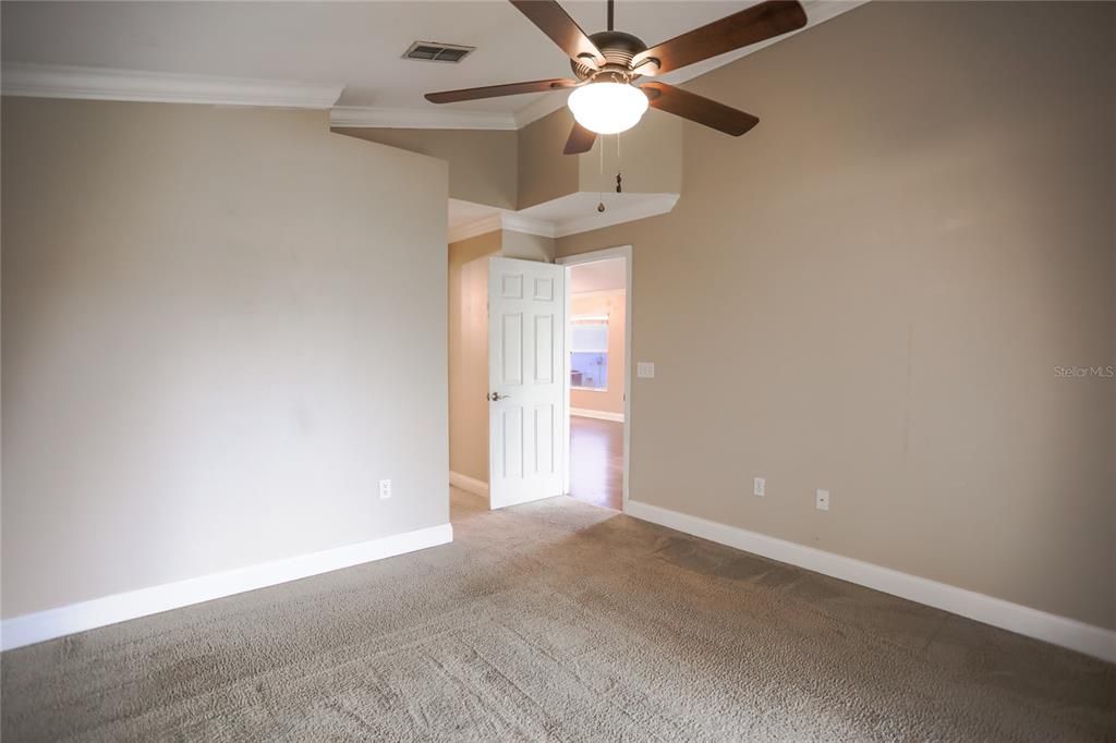 For Rent: $1,995 (2 beds, 2 baths, 1140 Square Feet)