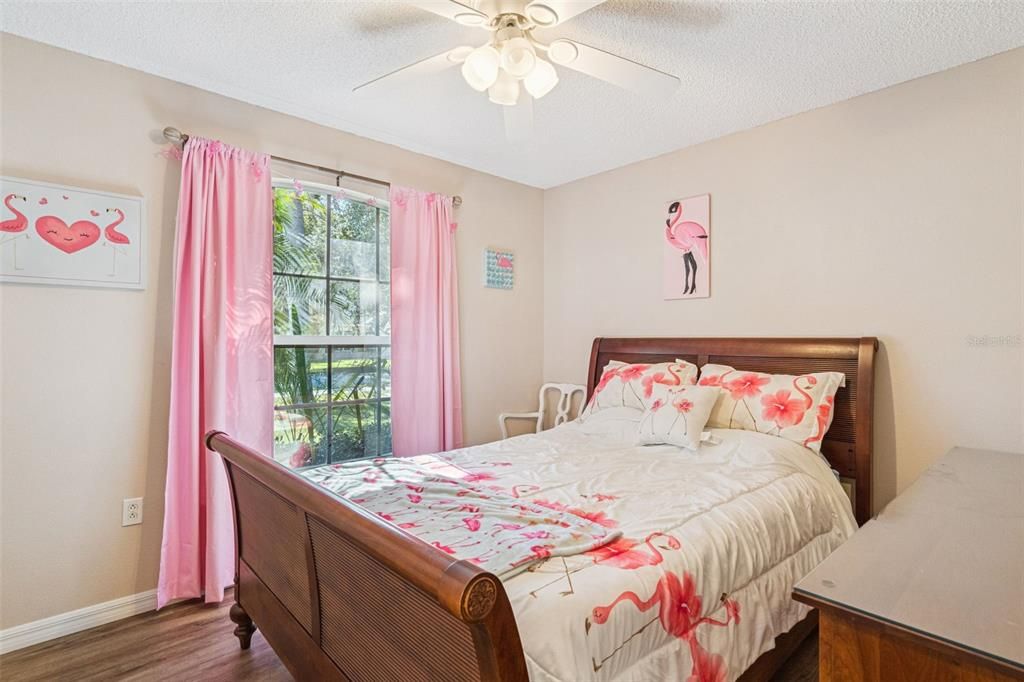 En Venta: $319,900 (3 camas, 2 baños, 1208 Pies cuadrados)