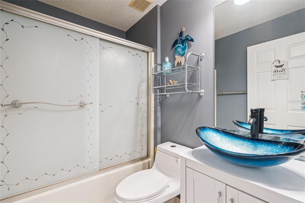 En Venta: $319,900 (3 camas, 2 baños, 1208 Pies cuadrados)