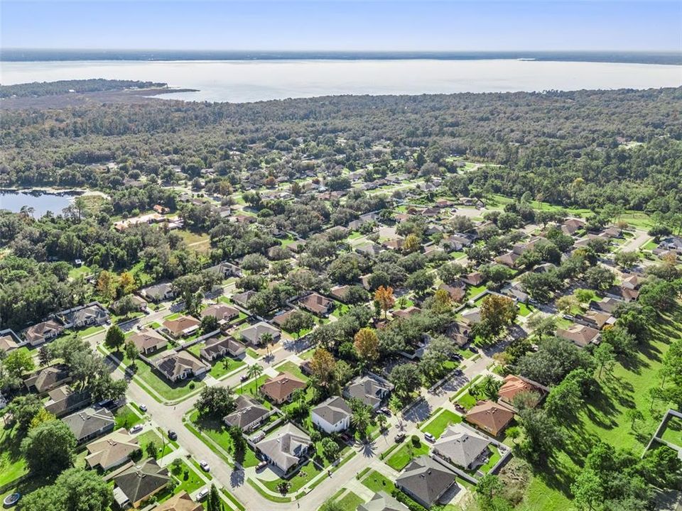 En Venta: $319,900 (3 camas, 2 baños, 1208 Pies cuadrados)