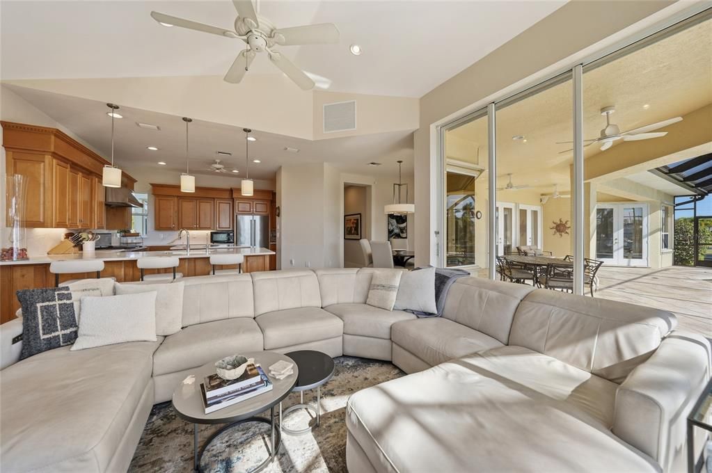 待售: $1,849,000 (4 贝兹, 3 浴室, 3863 平方英尺)