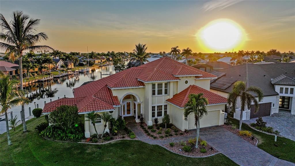 待售: $1,849,000 (4 贝兹, 3 浴室, 3863 平方英尺)