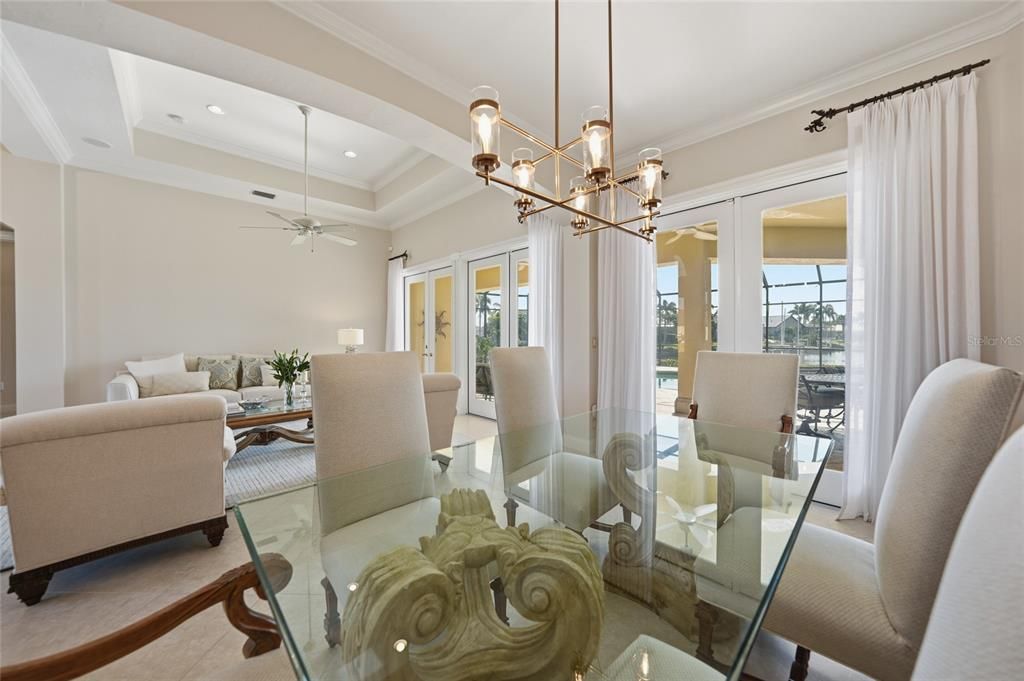 待售: $1,849,000 (4 贝兹, 3 浴室, 3863 平方英尺)