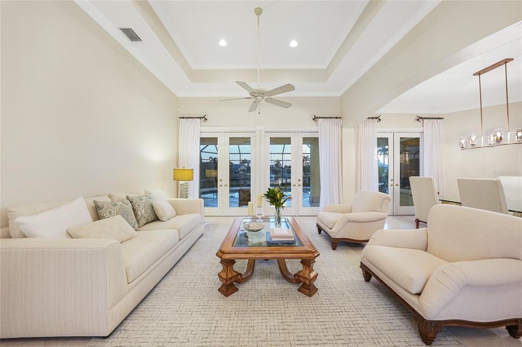 待售: $1,849,000 (4 贝兹, 3 浴室, 3863 平方英尺)