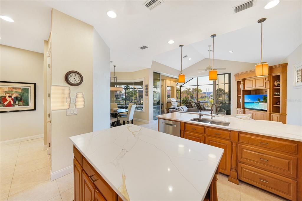 待售: $1,849,000 (4 贝兹, 3 浴室, 3863 平方英尺)