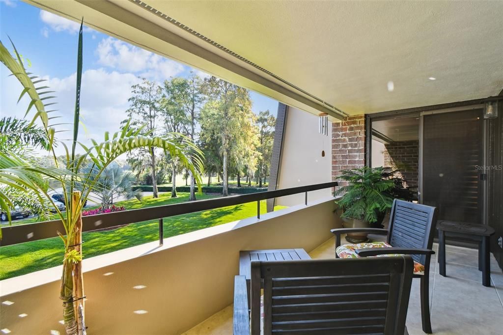 For Sale: $418,900 (2 beds, 2 baths, 1210 Square Feet)