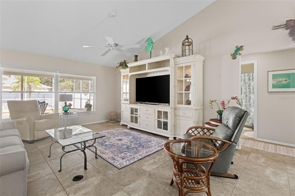 Active With Contract: $429,000 (3 beds, 2 baths, 1355 Square Feet)