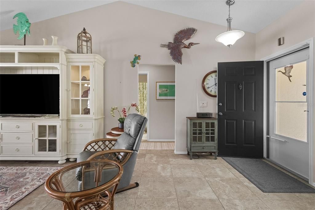 Active With Contract: $429,000 (3 beds, 2 baths, 1355 Square Feet)