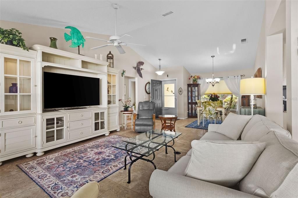 Active With Contract: $429,000 (3 beds, 2 baths, 1355 Square Feet)