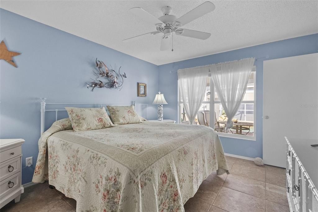 Active With Contract: $429,000 (3 beds, 2 baths, 1355 Square Feet)