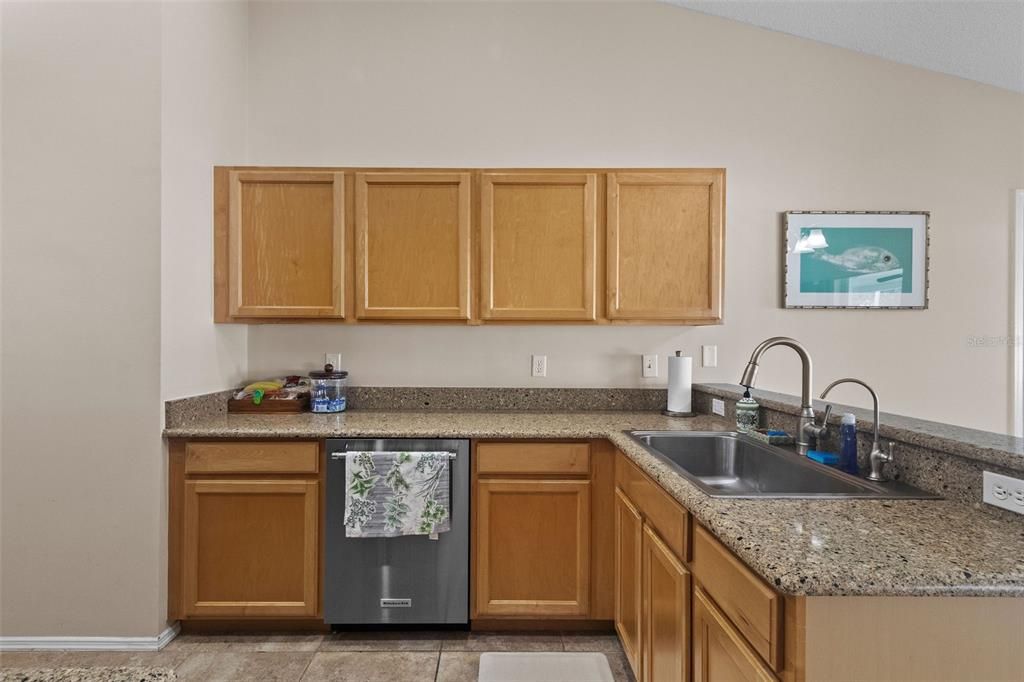 Active With Contract: $429,000 (3 beds, 2 baths, 1355 Square Feet)