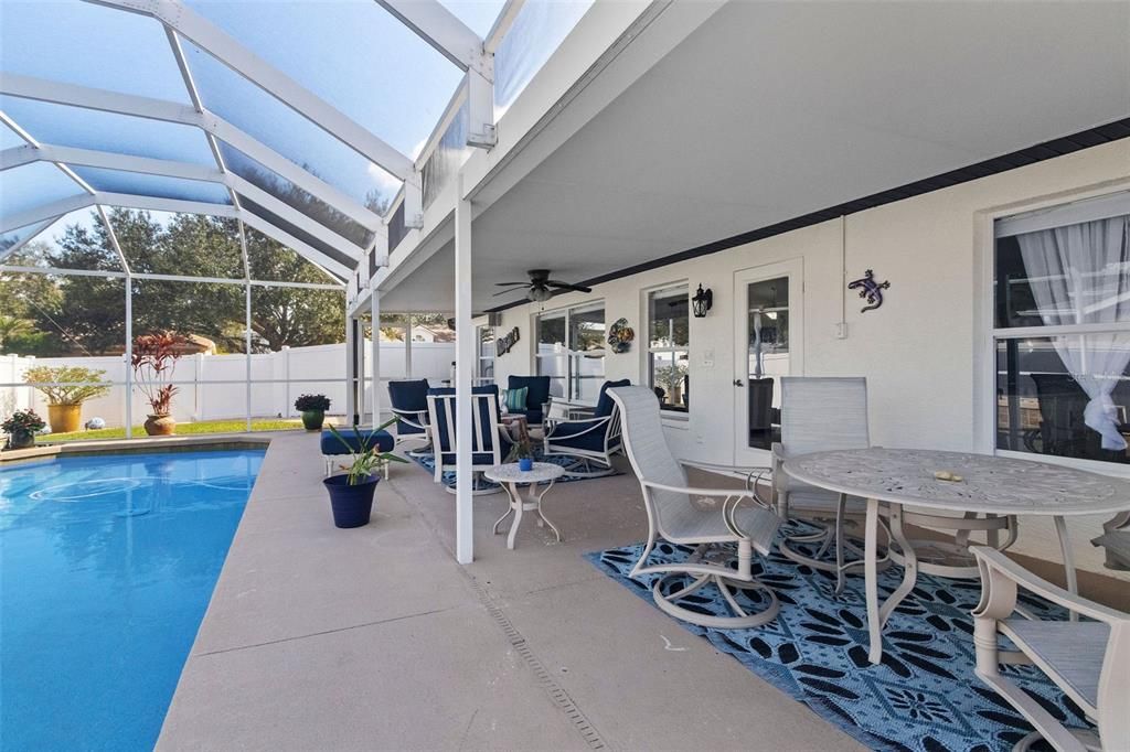 Active With Contract: $429,000 (3 beds, 2 baths, 1355 Square Feet)